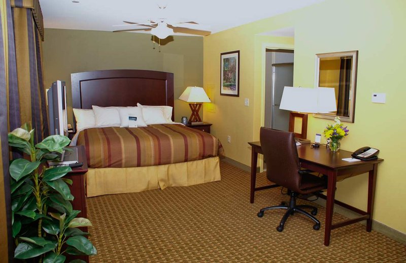 Homewood Suites By Hilton Dover-Rockaway - Dover, NJ