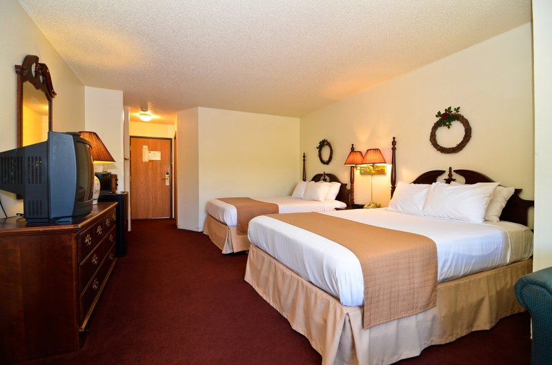 BEST WESTERN-COZY HOUSE - Williamsburg, IA