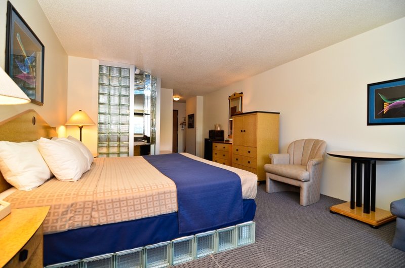 BEST WESTERN-COZY HOUSE - Williamsburg, IA