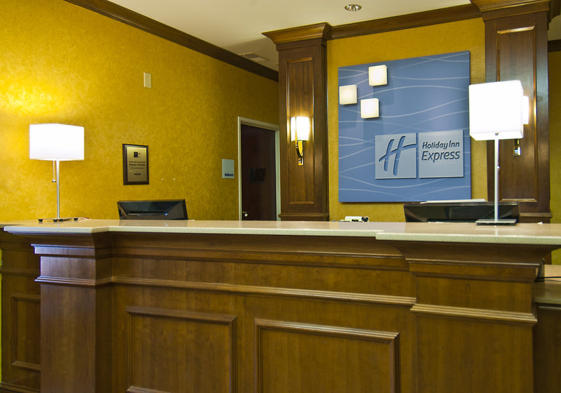 Holiday Inn Express & Suites TUPELO - Tupelo, MS