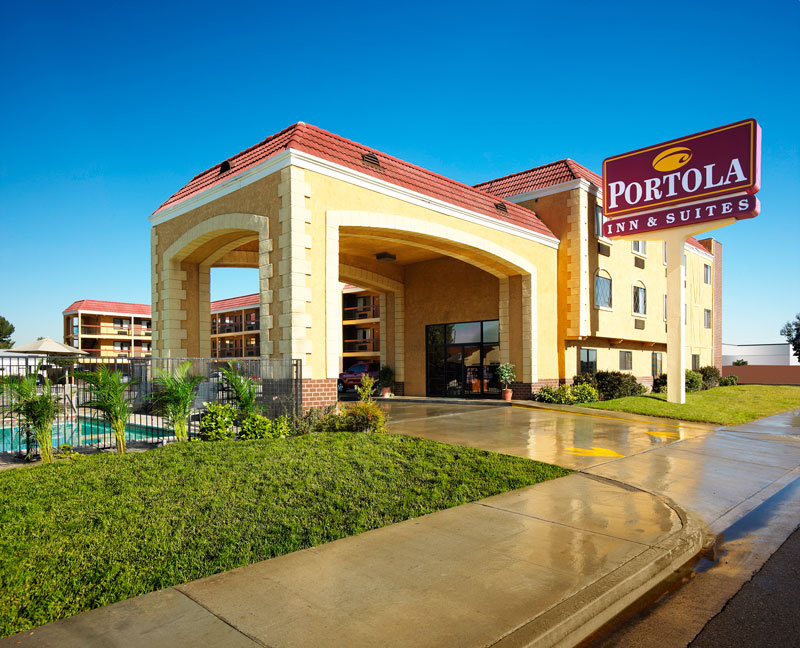 Portola Inn & Suites - Buena Park - Buena Park, CA