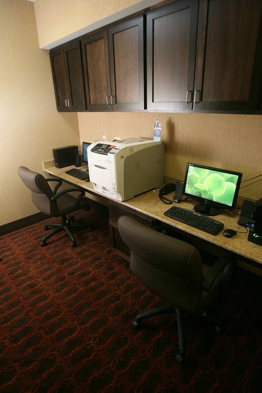 Hampton Inn-Fargo - Fargo, ND