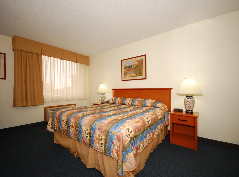 BEST WESTERN Deerfield Inn - Springfield, MO