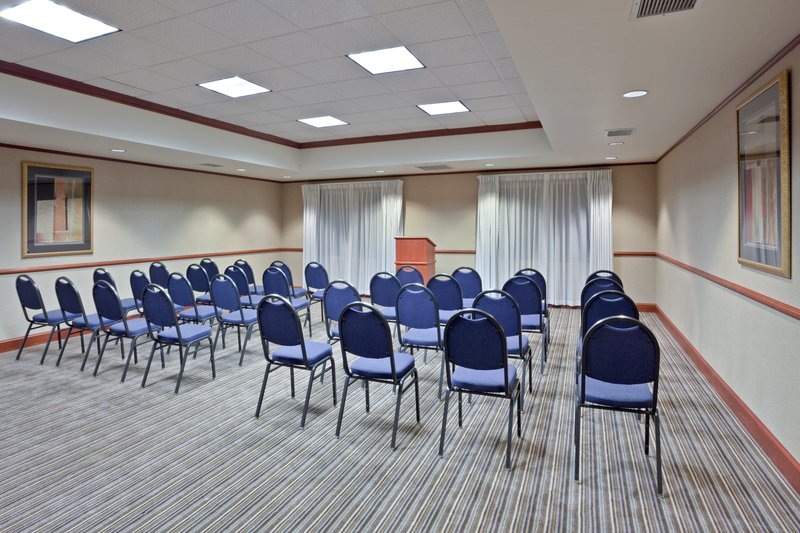 Holiday Inn Express & Suites ASHLAND - Ashland, OR