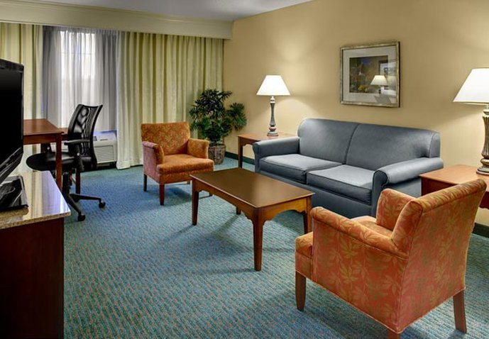 Courtyard By Marriott Chapel Hill - Chapel Hill, NC