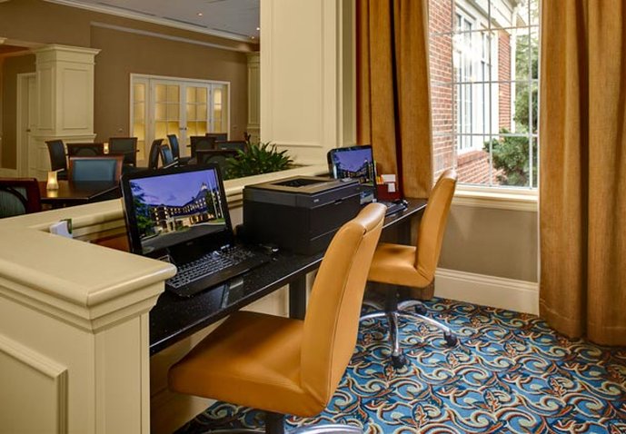 Courtyard By Marriott Chapel Hill - Chapel Hill, NC