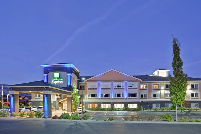 Holiday Inn Express & Suites ASHLAND - Ashland, OR