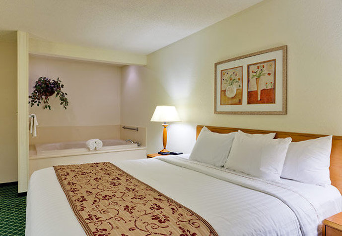 Fairfield Inn & Suites By Marriott Valparaiso - Valparaiso, IN