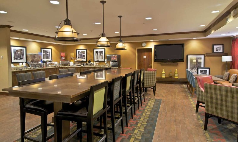 Hampton Inn Anchorage - Anchorage, AK