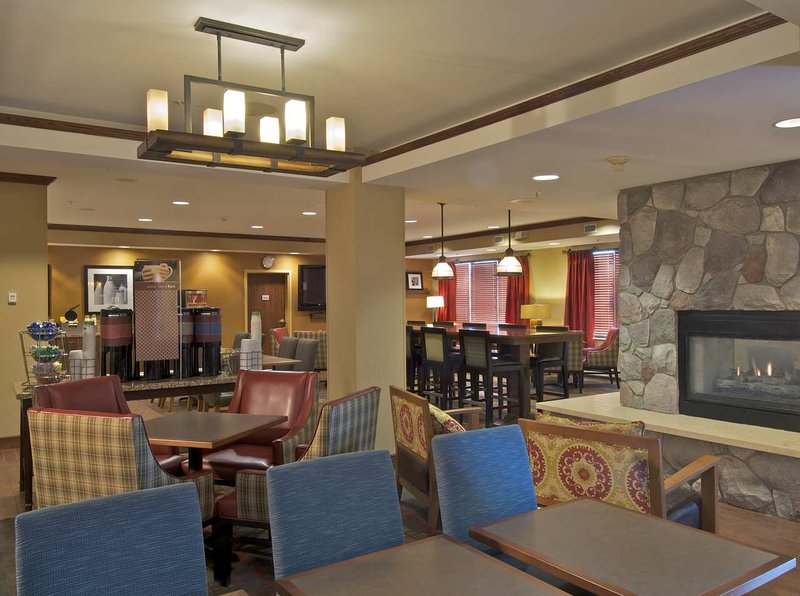 Hampton Inn Anchorage - Anchorage, AK