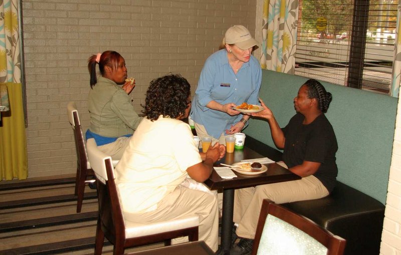 Hampton Inn-Norfolk/Naval Base - Norfolk, VA