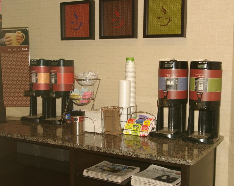 Hampton Inn-Norfolk/Naval Base - Norfolk, VA