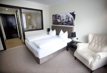 The Quentin Berlin Hotel - Room