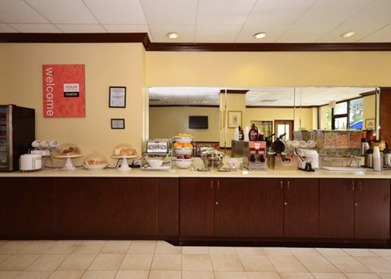 Comfort Suites Bush Intercontinental Airport
