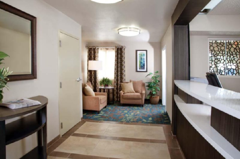 Candlewood Suites-Plano-Frisco - Garland, TX