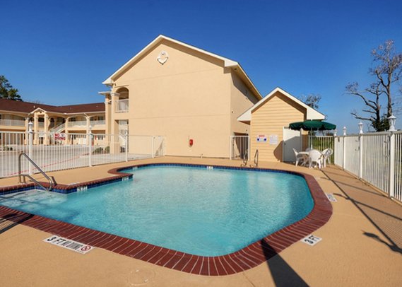 Econo Lodge Inn & Suites - Bridge City, TX
