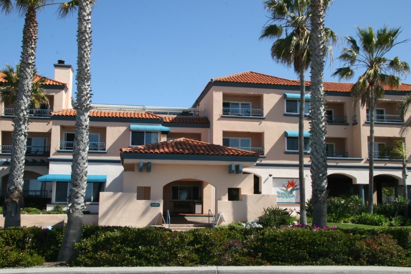 Tamarack Beach Resort by the Sea - Carlsbad, CA