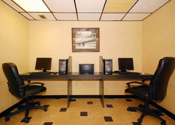 Rodeway Inn & Conference Center - Sioux City, IA