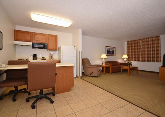 Mainstay Suites