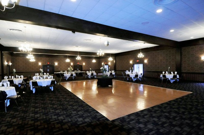 Holiday Inn LOUISVILLE-NORTH (CLARKSVILLE) - Clarksville, IN