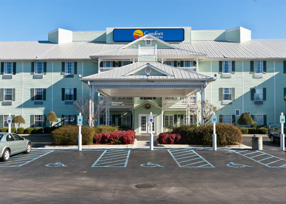 Baymont Inn & Suites Decatur Near Point Mallard - Decatur, AL