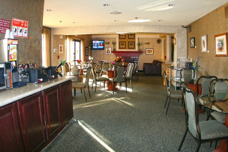 BEST WESTERN Escondido Hotel - Escondido, CA