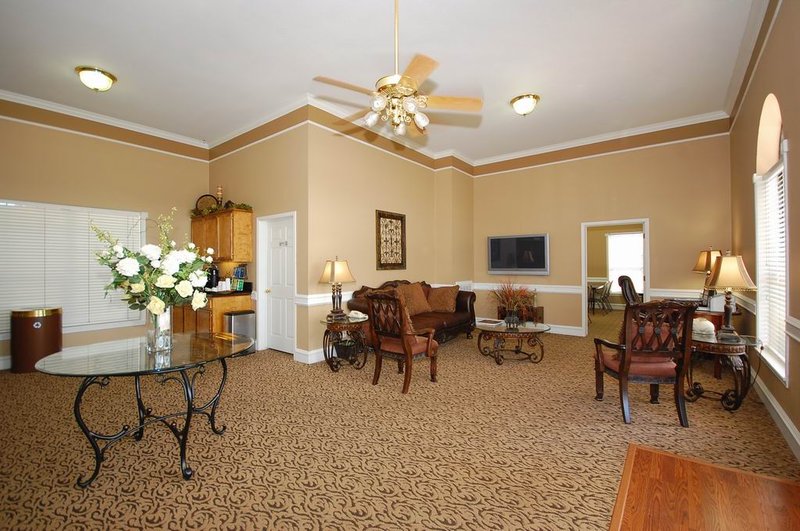 BEST WESTERN Inn Of Brenham - Brenham, TX