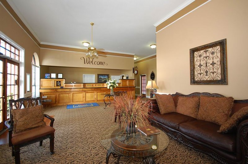 BEST WESTERN Inn Of Brenham - Brenham, TX