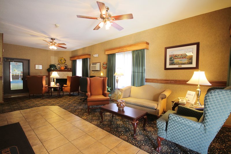 Best Western Country Inn - Ishpeming, MI