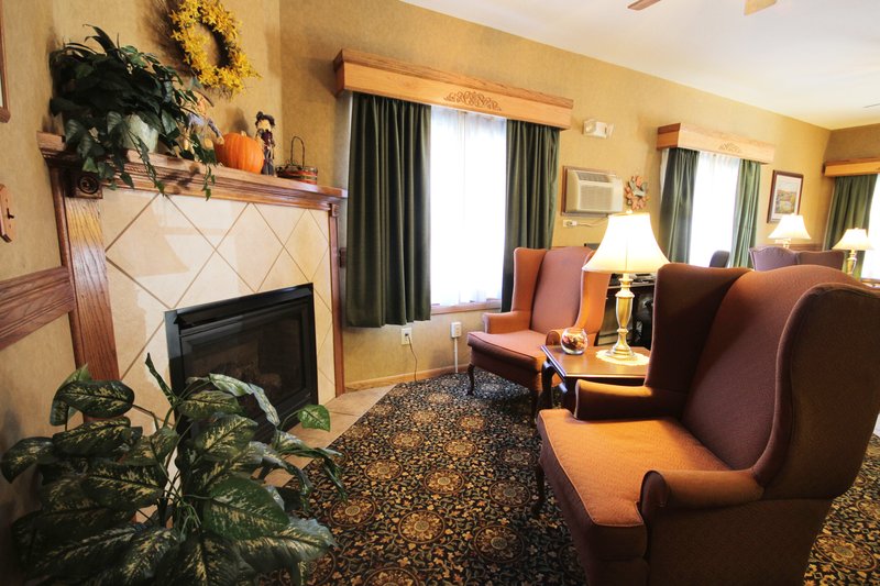 Best Western Country Inn - Ishpeming, MI