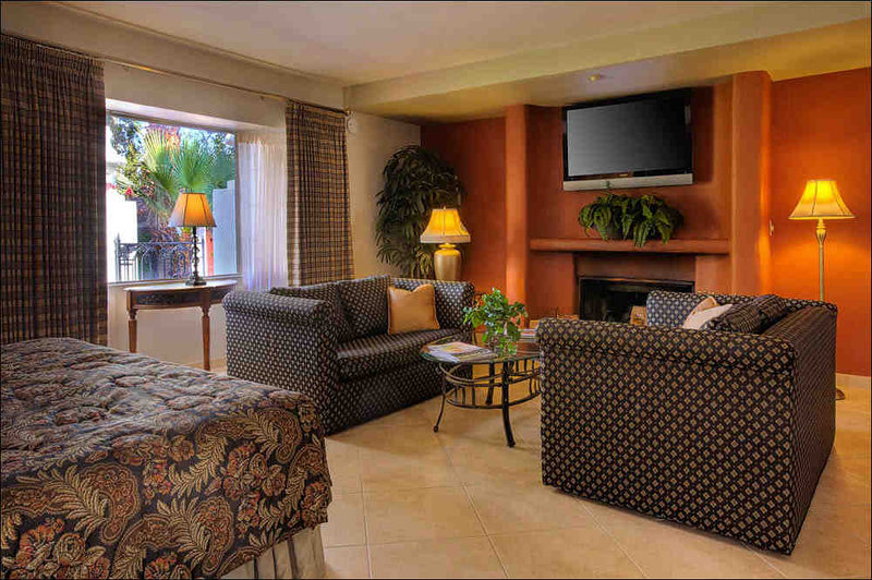 Melvyn's Restaurant & Lounge - Palm Springs, CA