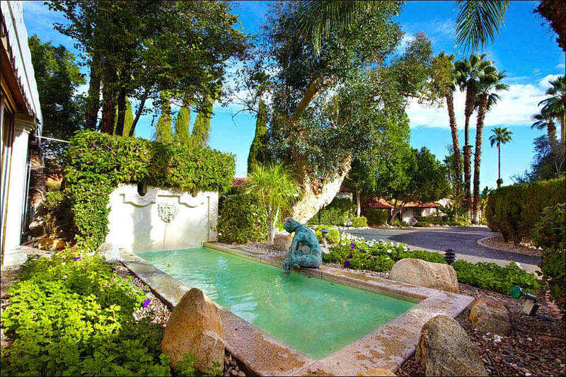 Melvyn's Restaurant & Lounge - Palm Springs, CA