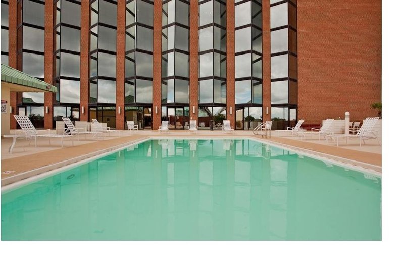 Crowne Plaza Hampton Marina - Hampton, VA