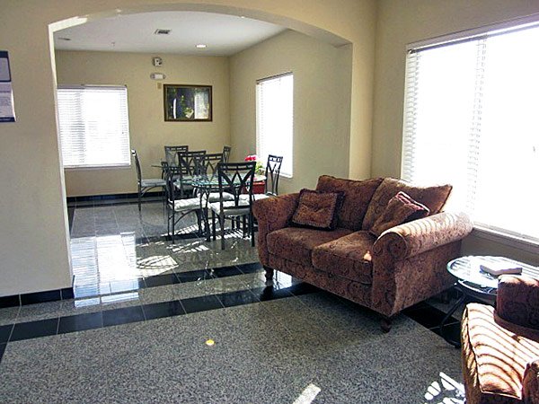 Motel 6 - Rhome, TX