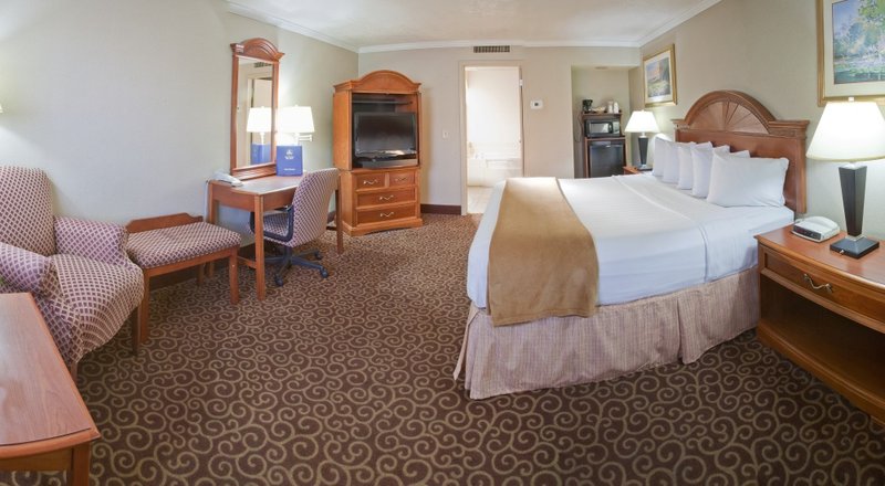 BEST WESTERN Turquoise Inn & Suites - Cortez, CO