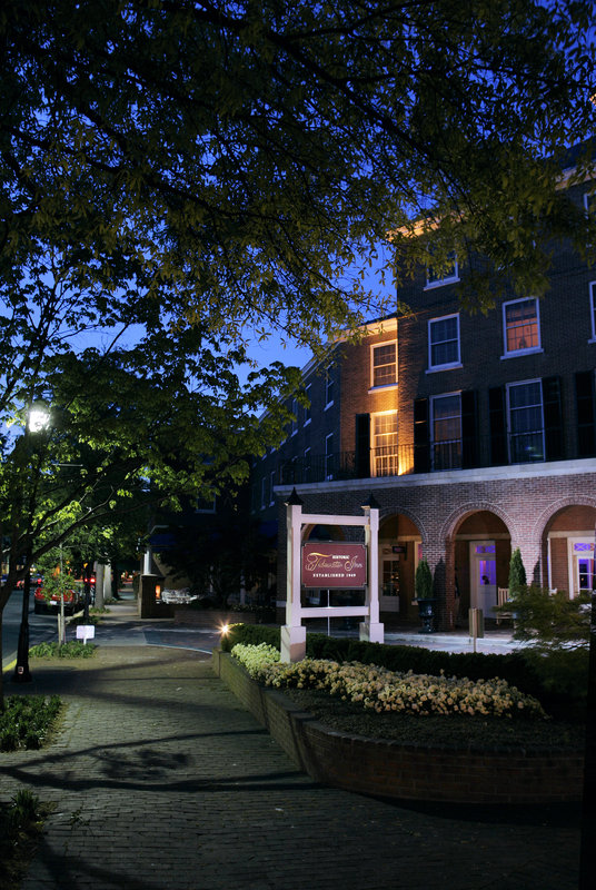 Tidewater Inn - Easton, MD