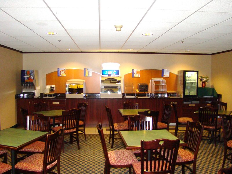 Holiday Inn Express RACINE AREA (I-94 AT EXIT 333) - Sturtevant, WI