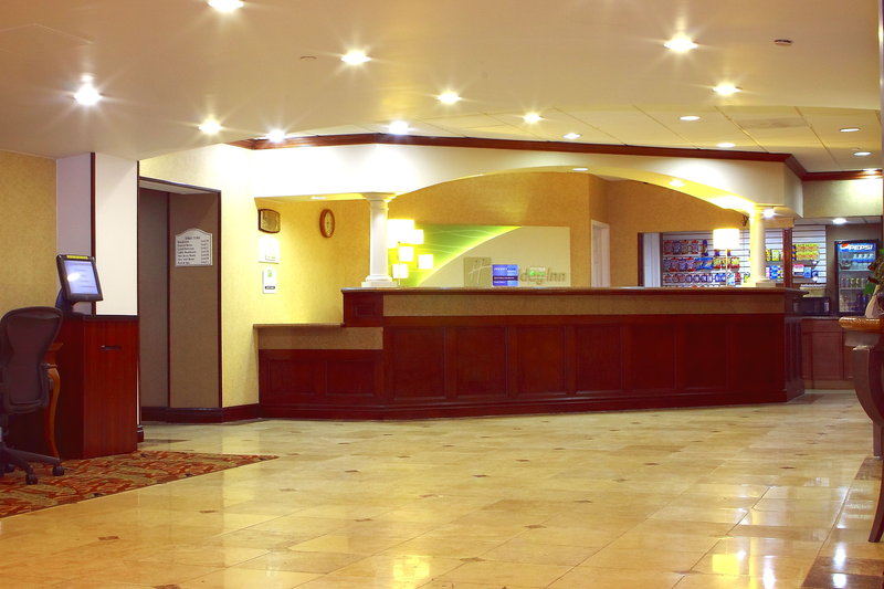 Holiday Inn - Saddle Brook, NJ