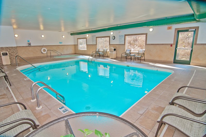 Holiday Inn Express CHARLESTON-KANAWHA CITY - Charleston, WV