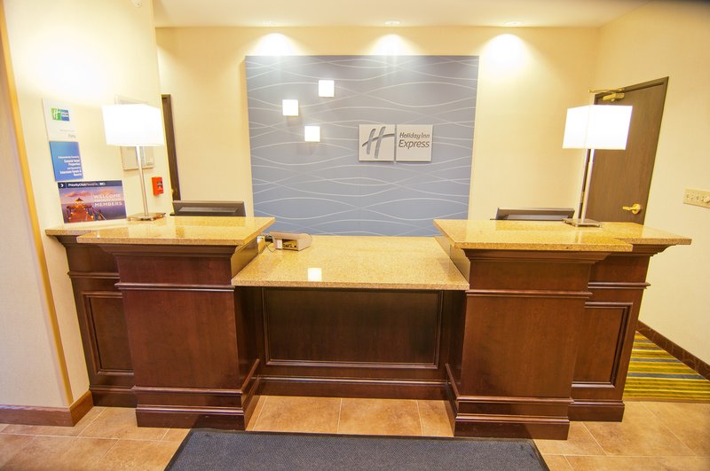 Holiday Inn Express CHARLESTON-KANAWHA CITY - Charleston, WV