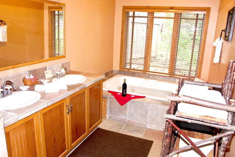 Weasku Inn - Grants Pass, OR