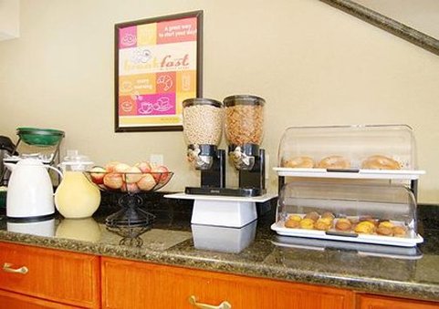 Econo Lodge - Encinitas, CA