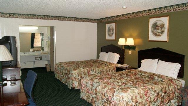 Americas Best Value Inn - Burleson, TX