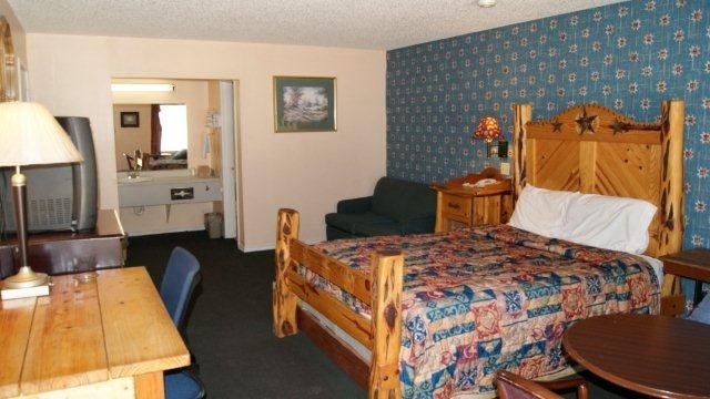 Americas Best Value Inn - Burleson, TX