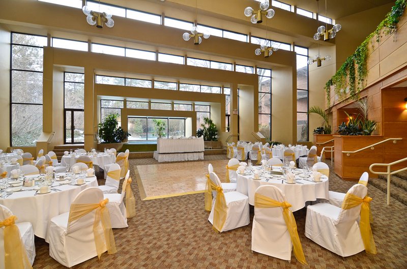 Clock Tower Resort And Conference Center - Rockford, IL