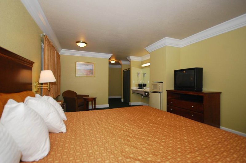 Best Western - Willits, CA
