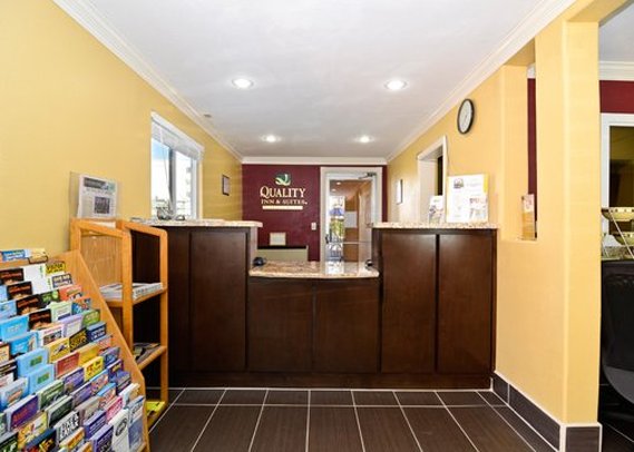 Quality Inn & Suites-Escondido - Escondido, CA
