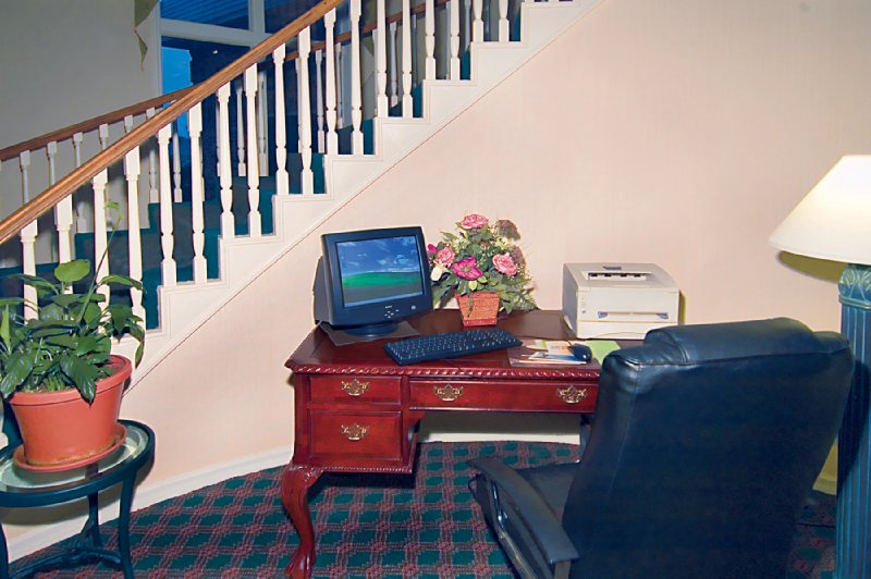 Americas Best Value Inn & Suites - Sikeston, MO