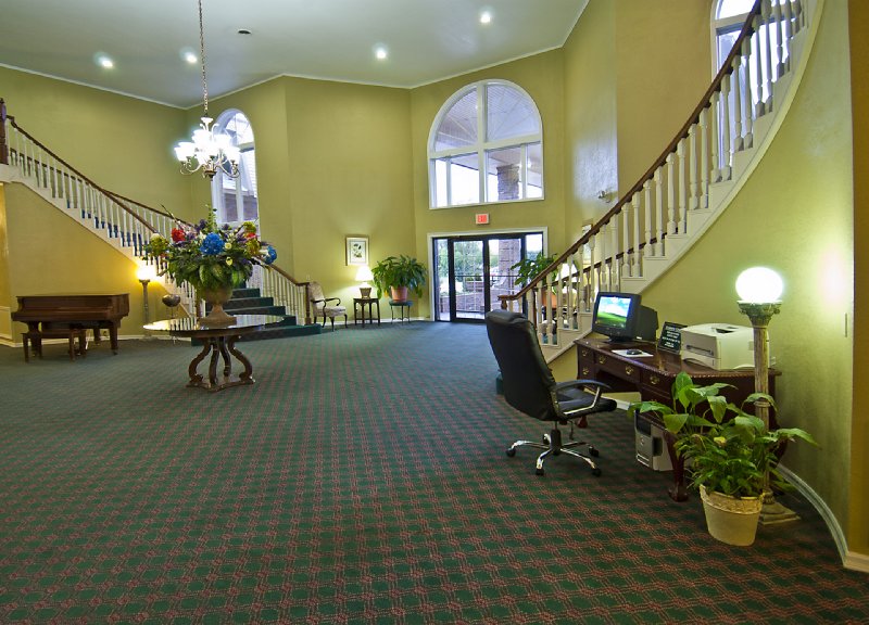 Americas Best Value Inn & Suites - Sikeston, MO