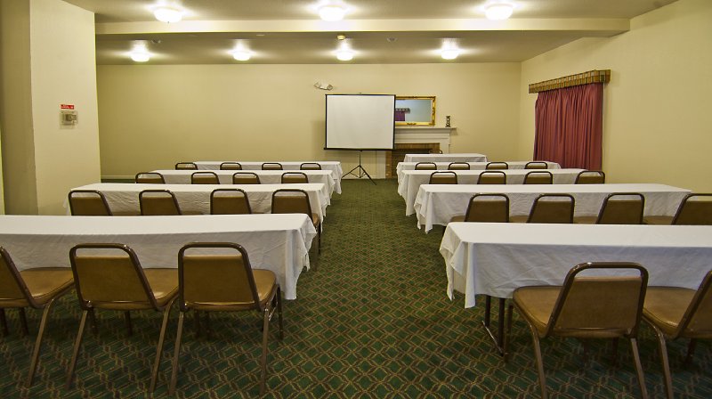 Americas Best Value Inn & Suites - Sikeston, MO